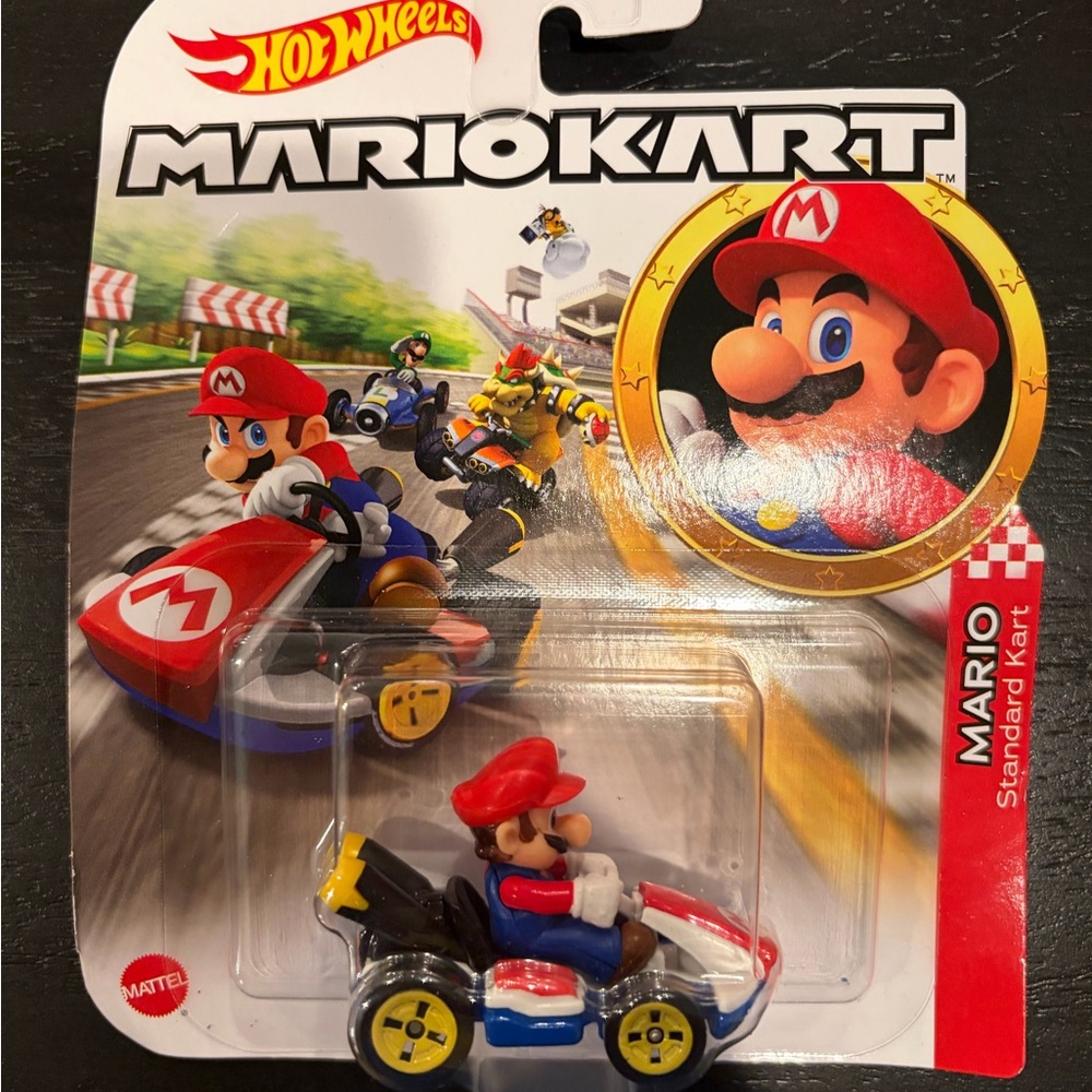 Hot Wheels Mario Kart Toy Car